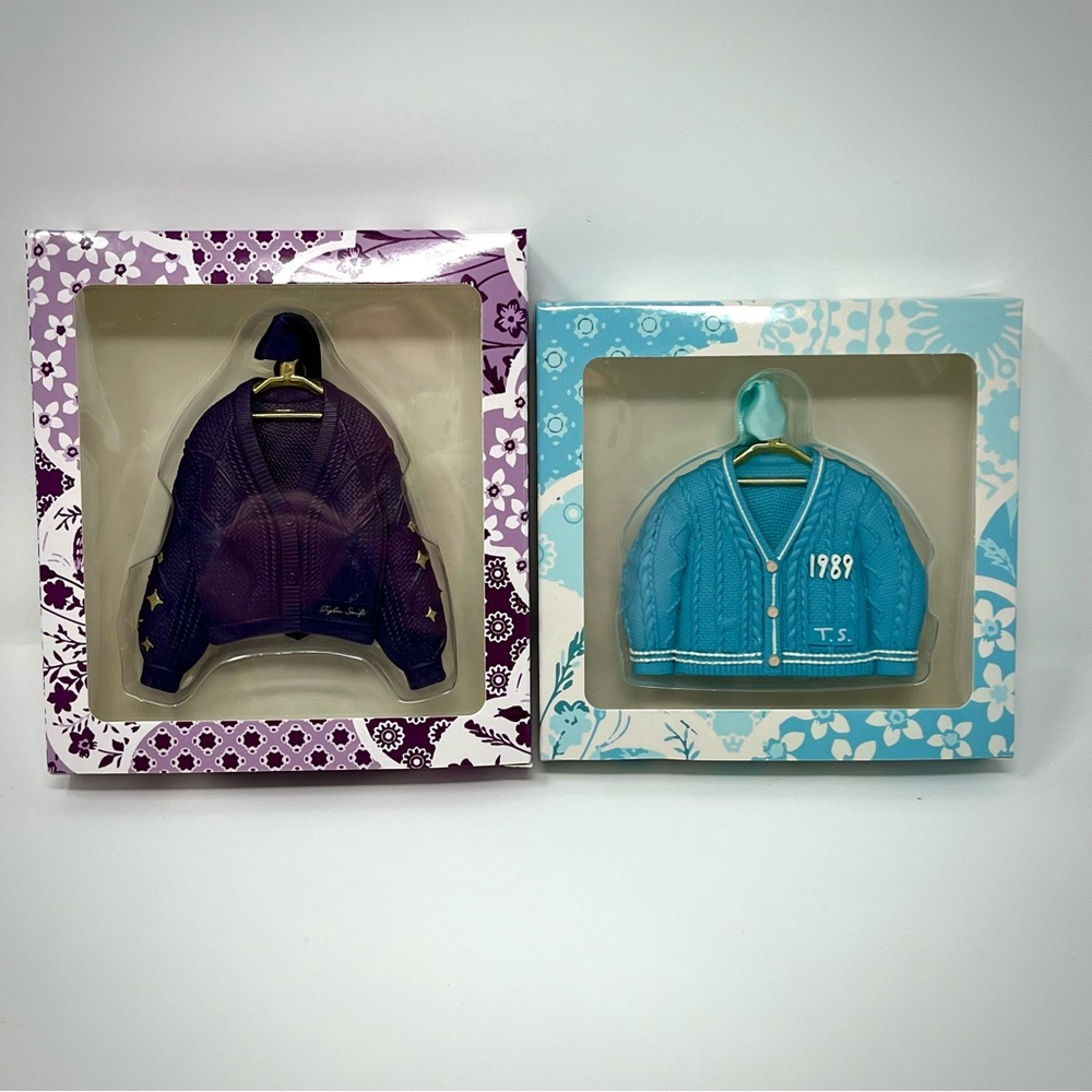 💜💙Speak Now (Taylor’s Version) and 1989 (Taylor’s Version) Cardigan Ornaments💙💜